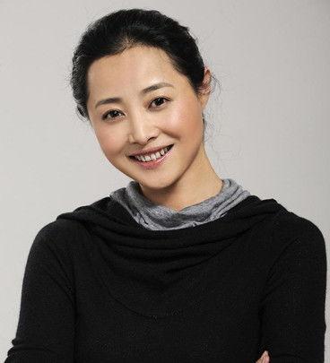 卢雨菲个人资料,才华横溢的年轻演员，多面发展的艺术人生